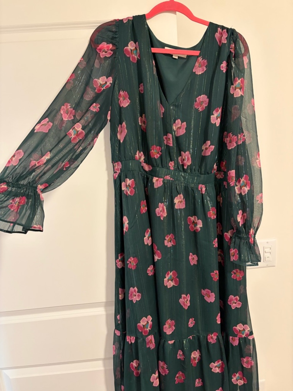 LOFT Floral V-Neck Long Sleeve Maxi Dress in Green with Pink Flowers - Picture 2 of 6